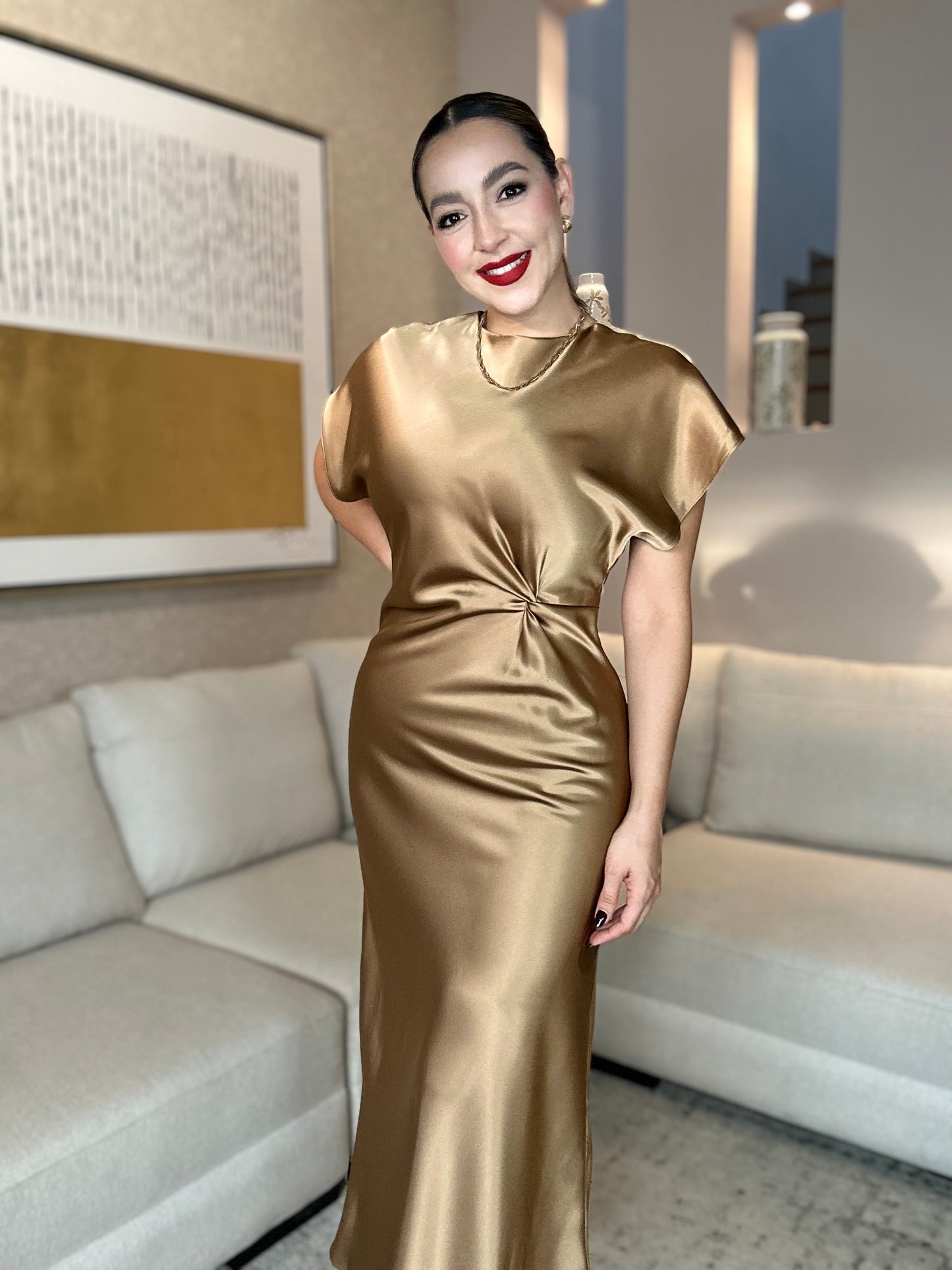 Vestido dorado satin