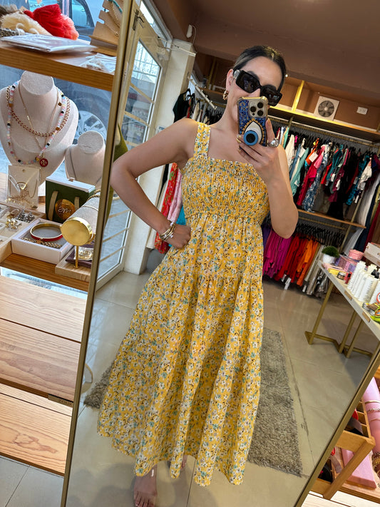 Vestido amarillo flor blanca