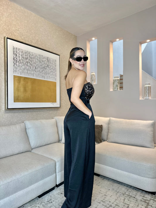 JUMPSUIT STRAPLE NEGRO CON LENTEJUELA PLATEADA
